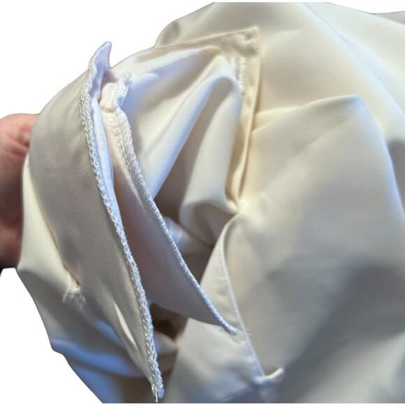 Retro Susan Hutton Embroidered Jewel Neck Blouse Size 8 Petite Cream Long Sleeve - Picture 8 of 13